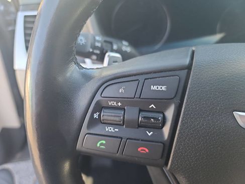 Used 2016 Hyundai Genesis 3.8 w/ Option Group 04 image 24