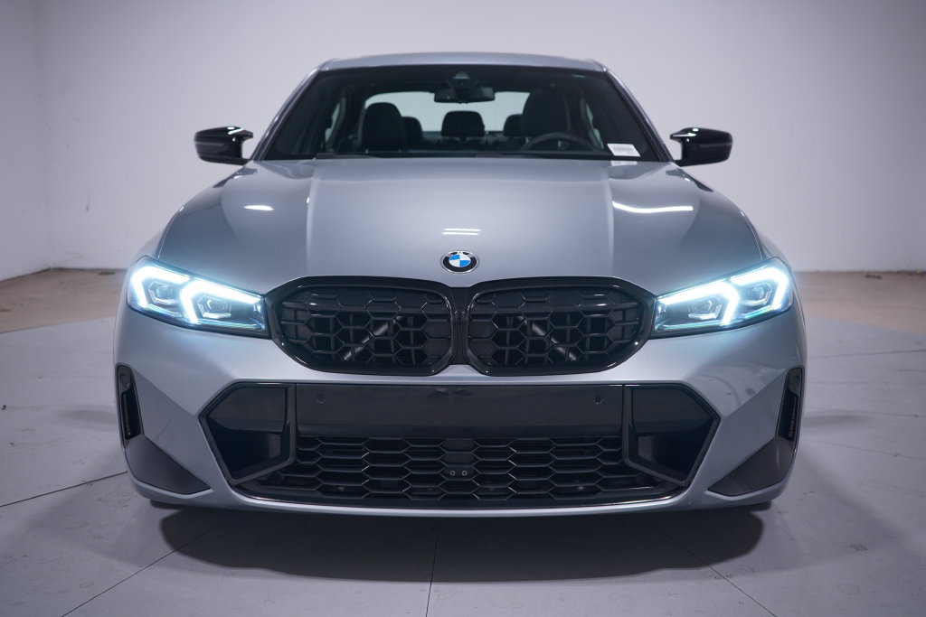 Used 2024 BMW M340i xDrive w/ Driving Assistance Package AWD/4WD image 4