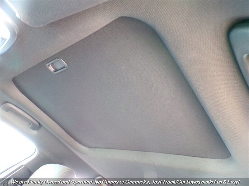 Used 2014 Dodge Charger SXT RWD image 35