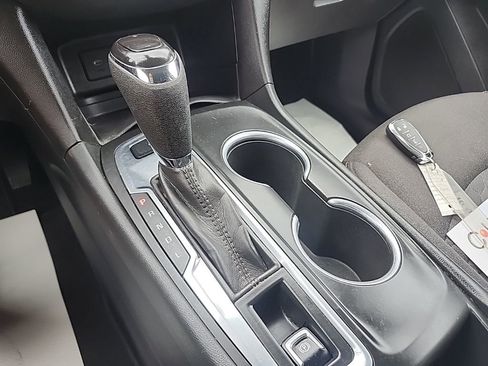 Used 2021 Chevrolet Equinox LT AWD/4WD image 31