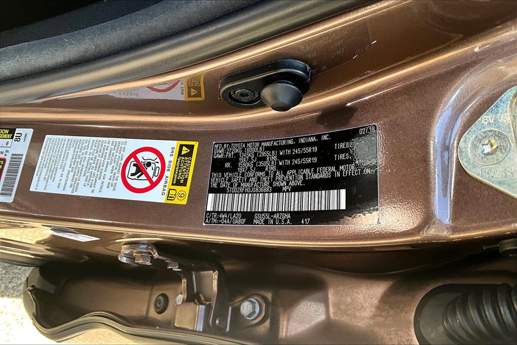 Used 2018 Toyota Highlander Limited Platinum AWD/4WD image 34