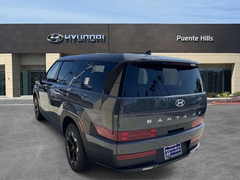 New 2026 Hyundai Santa Fe SE FWD image 5