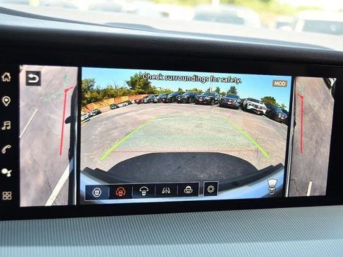 New 2025 Nissan Murano SL image 16