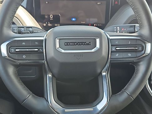 Used 2025 GMC Yukon Denali AWD/4WD image 20