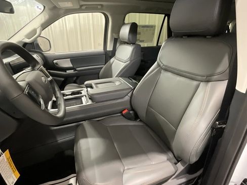 New 2025 Ford Expedition Max Active image 10