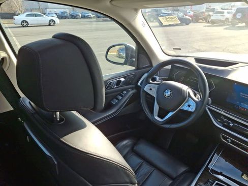 Used 2023 BMW X7 xDrive40i image 15