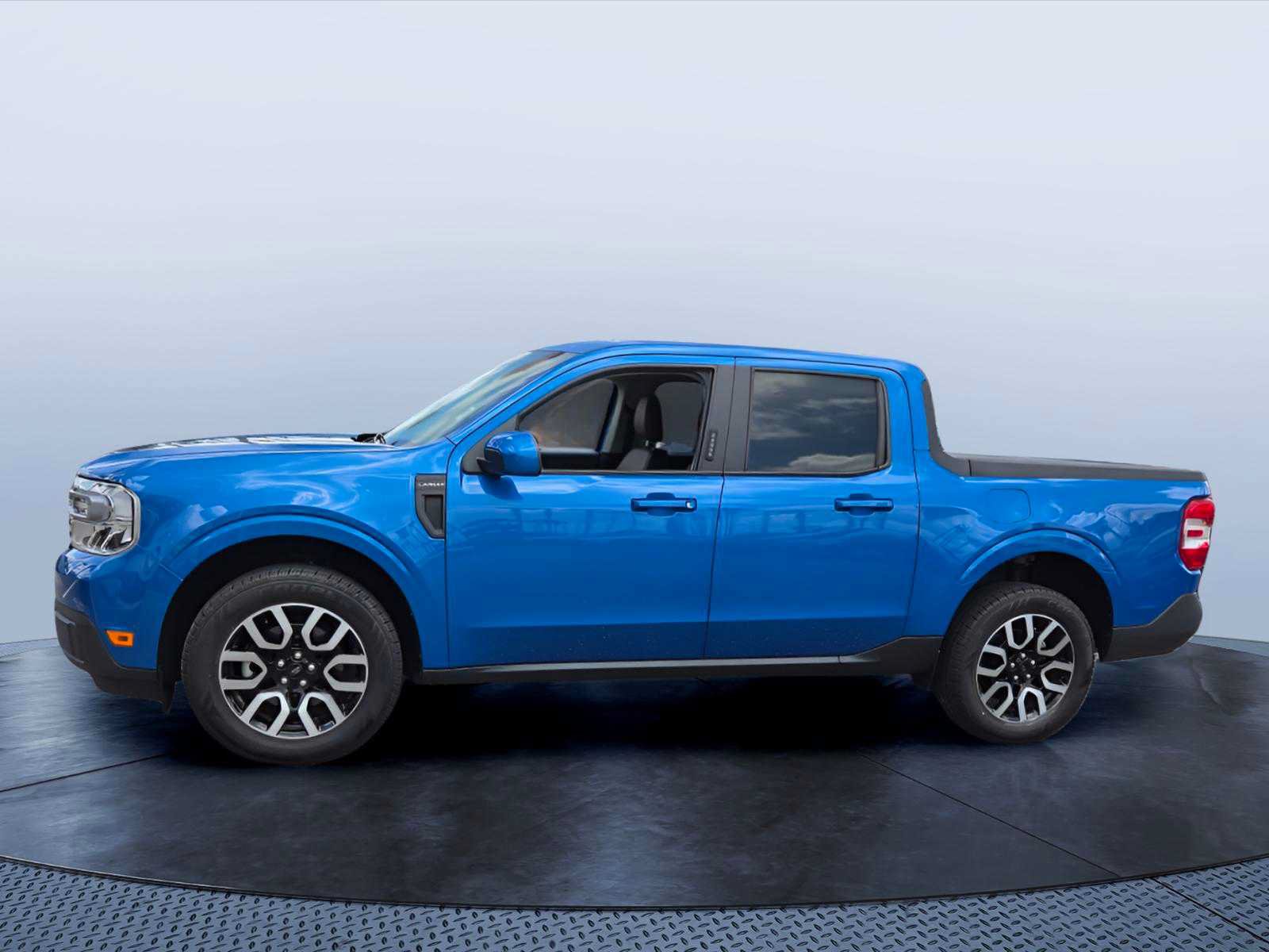 Used 2022 Ford Maverick Lariat FWD image 13