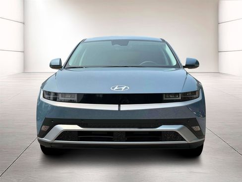 New 2026 Hyundai Ioniq 5 SE image 12