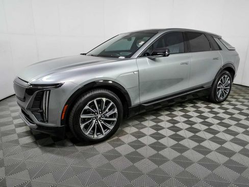 Certified 2024 Cadillac Lyriq Sport AWD/4WD image 19