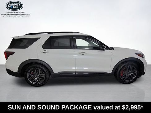 Used 2025 Ford Explorer ST w/ Sun And Sound Package AWD/4WD image 2