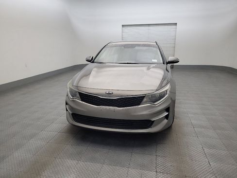 Used 2018 Kia Optima LX FWD image 15