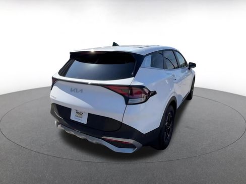 Used 2025 Kia Sportage LX image 15