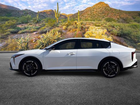 Certified 2025 Kia K4 GT-Line w/ GT-Line Premium Package FWD image 7