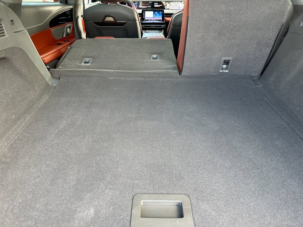 Certified 2024 Lincoln Nautilus Black Label AWD/4WD image 14