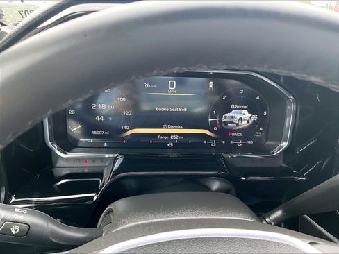 Used 2026 GMC Sierra 1500 SLT image 25