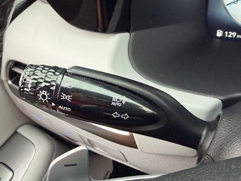 Used 2024 Hyundai Palisade SEL FWD image 33