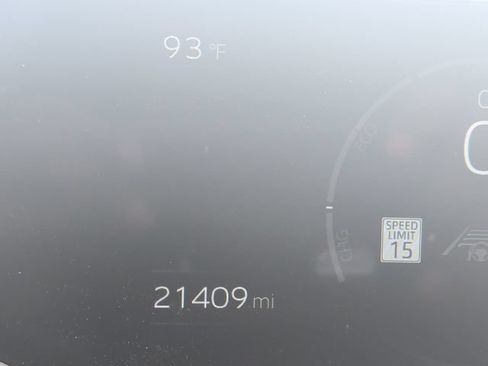 Used 2023 Toyota Prius XLE FWD image 22