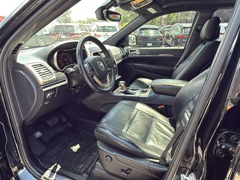 Used 2017 Jeep Grand Cherokee Limited 75th Anniversary AWD/4WD image 10