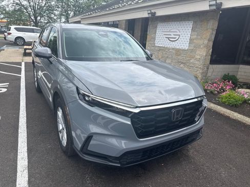 Used 2024 Honda CR-V EX image 5