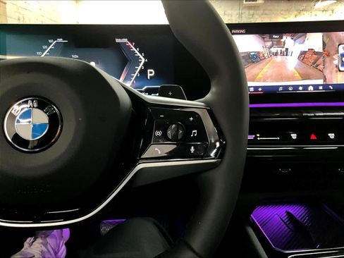 Used 2026 BMW 530i w/ Premium Package image 20