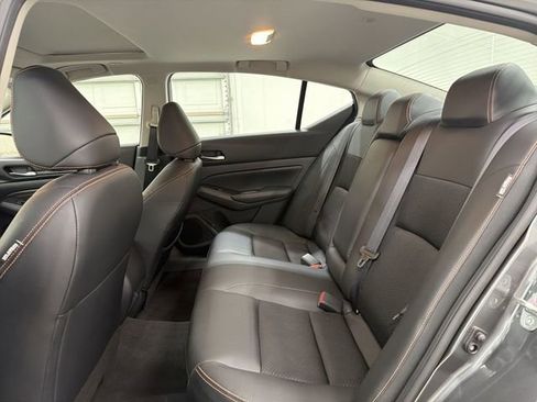 Certified 2022 Nissan Altima 2.0 SR image 16