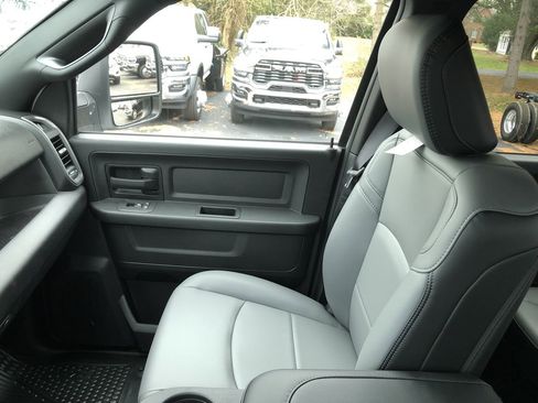 New 2026 RAM 3500 Tradesman image 30