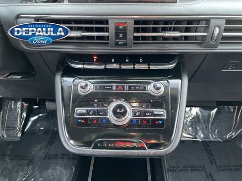 Used 2022 Lincoln Corsair Standard w/ Equipment Group 101A image 14