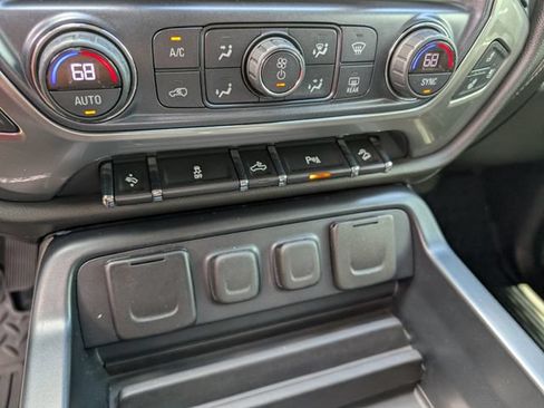 Used 2018 Chevrolet Silverado 1500 LTZ Z71 w/ Redline Edition AWD/4WD image 18