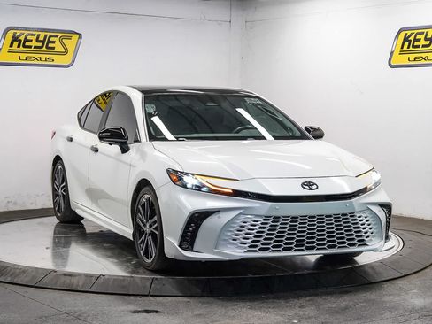 Used 2025 Toyota Camry XSE w/ Premium Plus Package FWD image 5