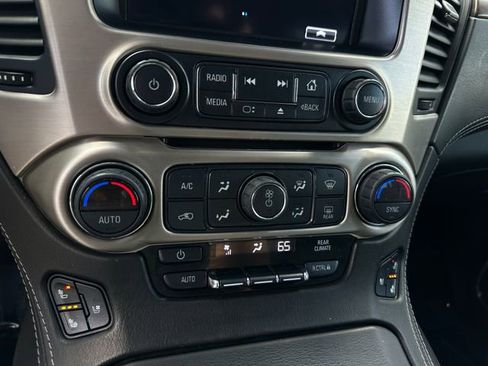 Used 2020 GMC Yukon XL Denali image 34