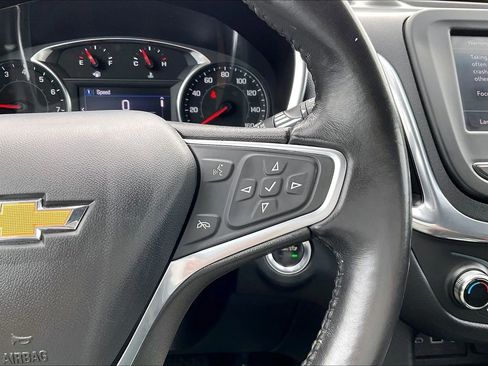 Used 2022 Chevrolet Equinox LT AWD/4WD image 18