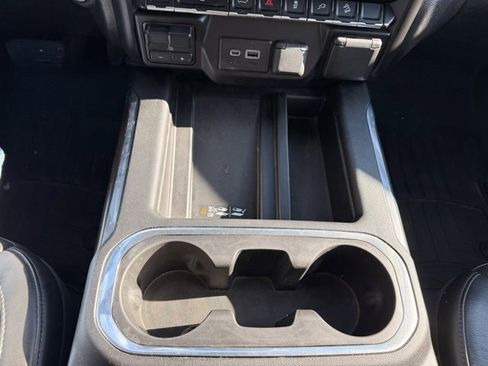 Used 2020 GMC Sierra 2500 SLT w/ SLT Convenience Package image 20