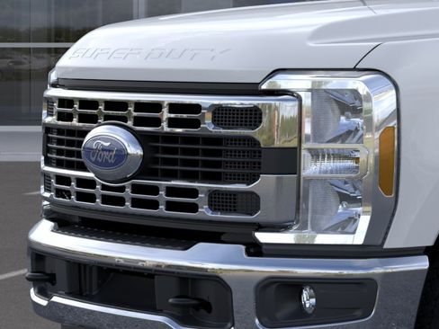 New 2026 Ford F250 XLT AWD/4WD image 17