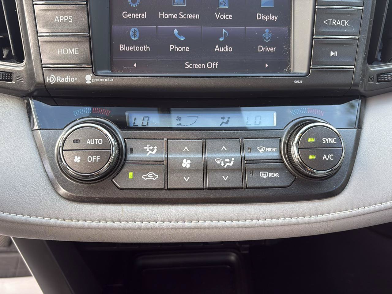 Used 2015 Toyota RAV4 XLE FWD image 13