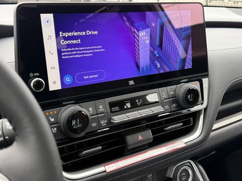 New 2026 Toyota Grand Highlander AWD Hybrid image 27