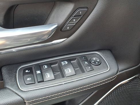 Used 2022 RAM 1500 Laramie w/ Sport Appearance Package AWD/4WD image 15