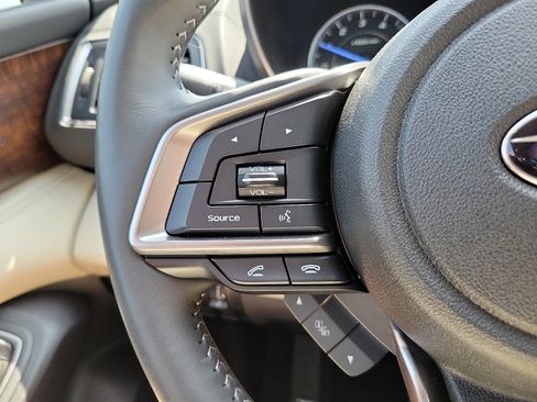 Used 2022 Subaru Ascent Touring AWD/4WD image 22