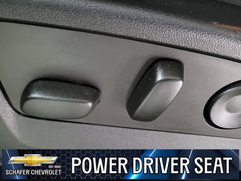 Used 2023 Chevrolet Colorado LT w/ LT Convenience Package III image 31