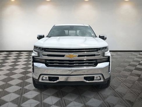 Used 2019 Chevrolet Silverado 1500 LTZ w/ LTZ Premium Package AWD/4WD image 12