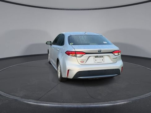 Used 2020 Toyota Corolla LE FWD image 7