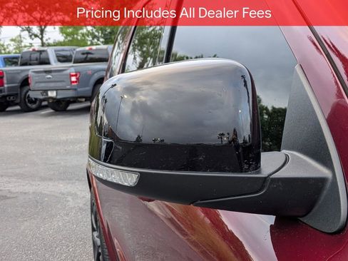 Used 2022 Dodge Durango SRT w/ Technology Group AWD/4WD image 13