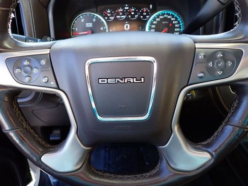 Used 2017 GMC Sierra 2500 Denali w/ Duramax Plus Package image 16