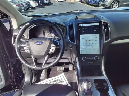Used 2024 Ford Edge SEL image 6