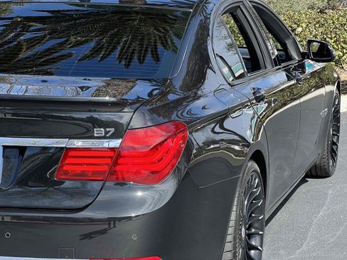 Used 2013 BMW ALPINA B7 image 51