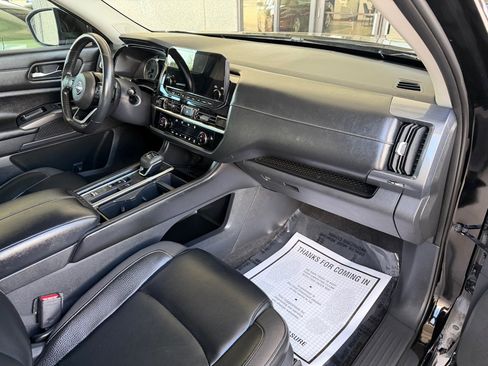 Used 2022 Nissan Pathfinder SL w/ SL Premium Package FWD image 33