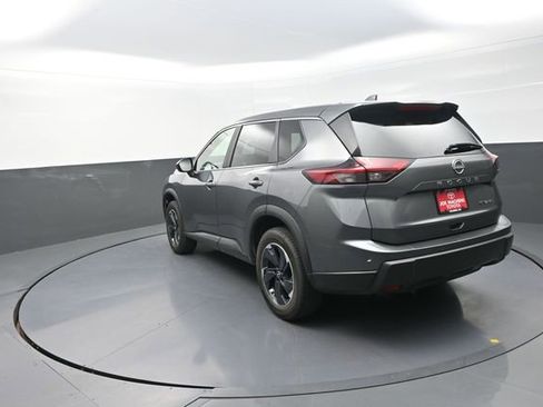 Used 2024 Nissan Rogue SV AWD/4WD image 94