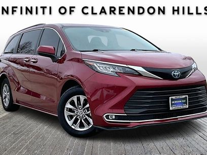 Used 2022 Toyota Sienna XLE