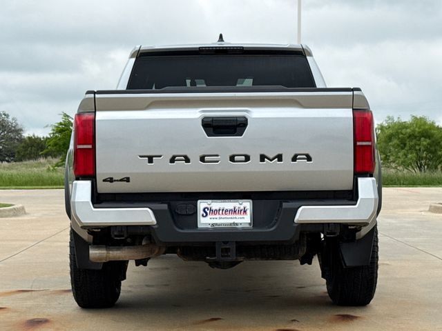 Used 2024 Toyota Tacoma TRD Off-Road AWD/4WD image 7