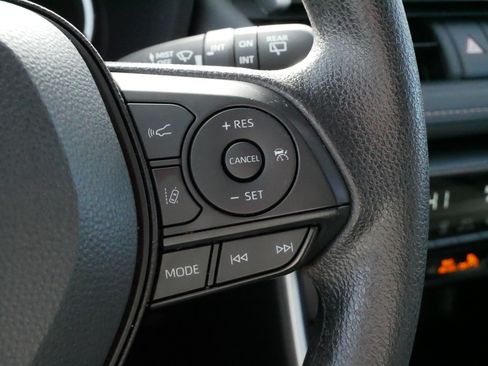 Certified 2025 Toyota RAV4 XLE AWD/4WD image 25