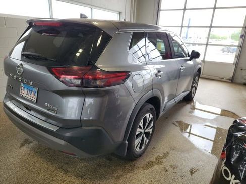 Used 2021 Nissan Rogue SV AWD/4WD image 4